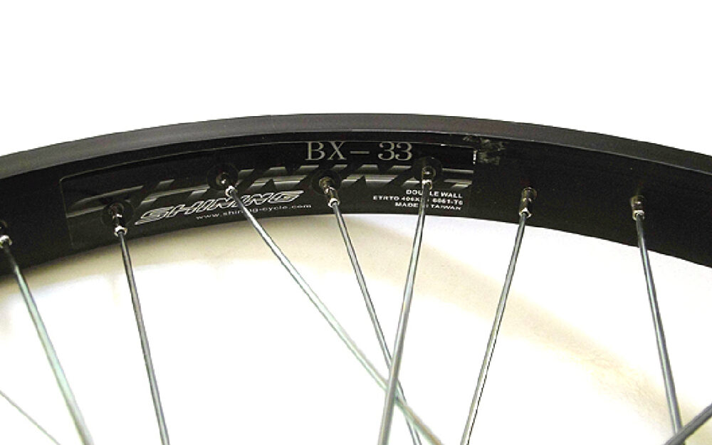 Wheel front 20" - Shining BX-33 Nut - Image 4