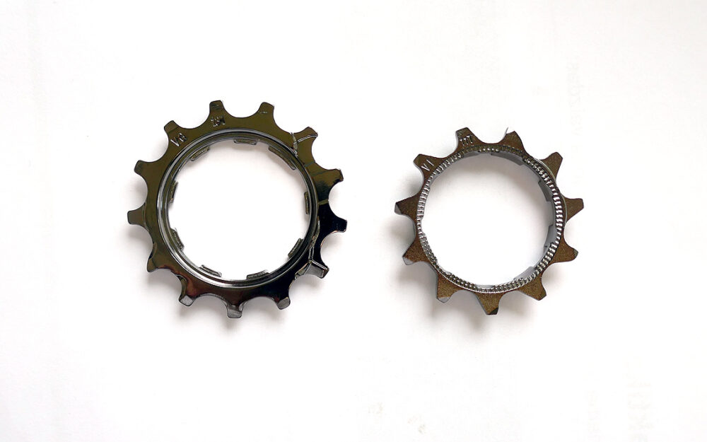 Zvaigznītes - Shimano CS­-LG700 CUES Linkglide