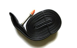 Bicycle inner tube - Maxxis 700 x 23/32 Presta 48 mm - Image 2