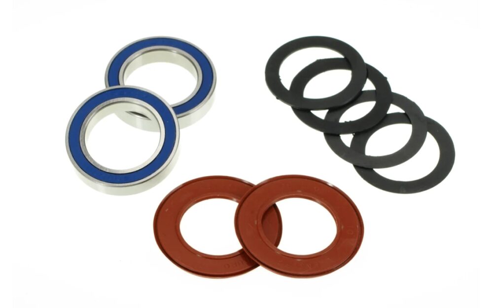 Monobloka vārpstas gultņu komplekts - Enduro Bearings BB90/95 Shimano ABEC 3