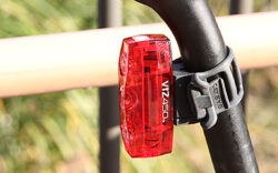 Rear light - Cat Eye ViZ450 - Image 3