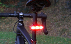Rear light - Cat Eye ViZ450 - Image 5