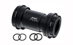 Monobloka vārpsta - First Hollowtech II PressFit 30 68/73 PF46 Shimano