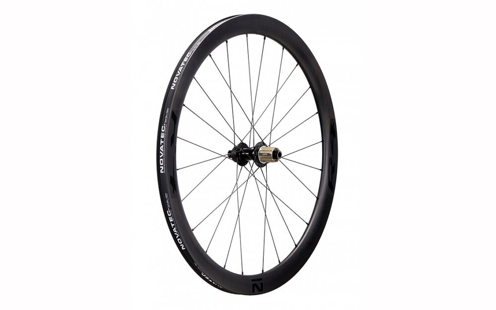 Комплект колес 700C - Novatec R4 Disc Carbon Road 45 mm / D791/792 Shimano 11s — изображение 3