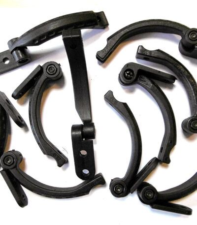 Priekšējā atstarotāja tureklis -