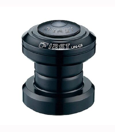 Bez diega austiņas - First UN02