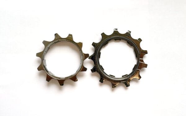 Zvaigznītes - Shimano CS-­LG400­ CUES Linkglide