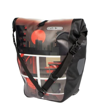 Somiņa - Ortlieb Back-Roller Morning Routine